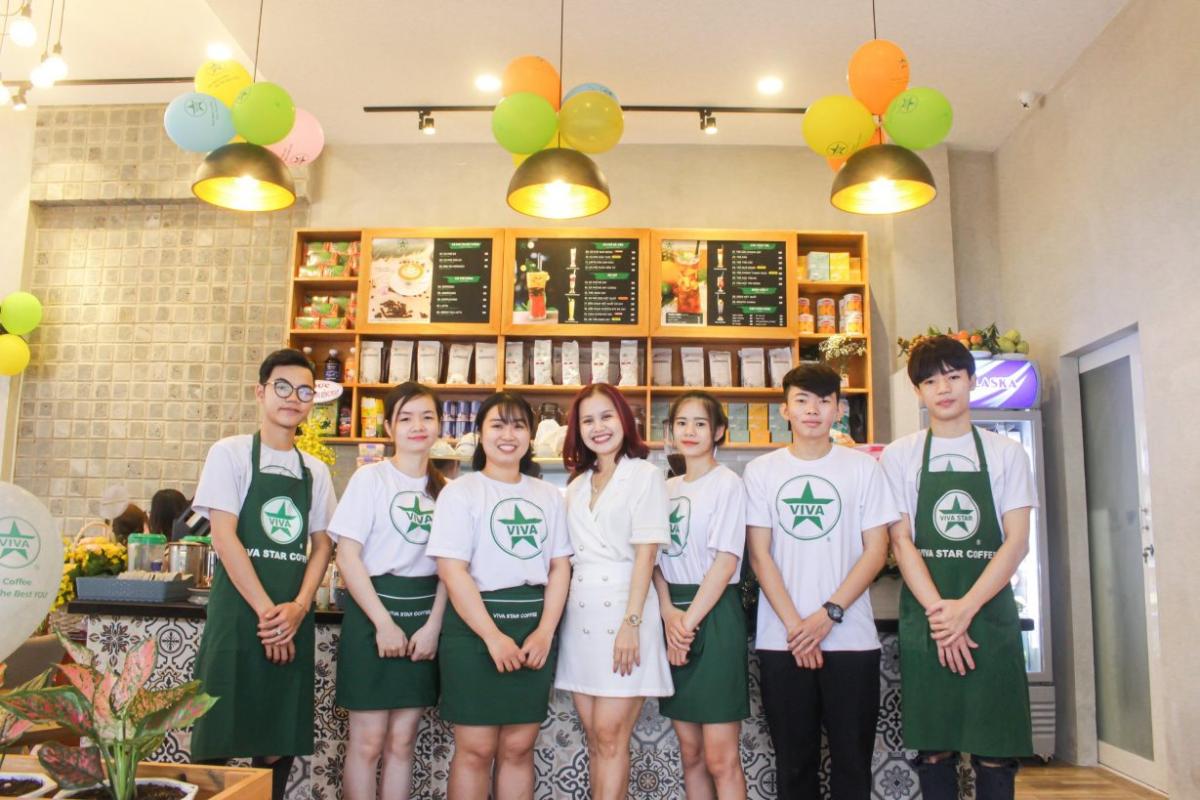 Viva Star Coffee là một chuỗi cà phê nhượng quyền nổi tiếng của Việt Nam