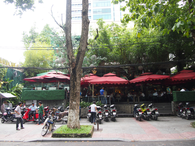 Windows 4 Cafe: Ho Chi Minh City